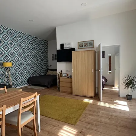 Centerpoint R7 * Budapeste