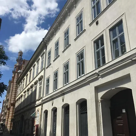 Centerpoint R7 Budapest